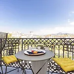 2 Chambres, Balcons, Vue Imprenable, Climatisation - Palace Bleu