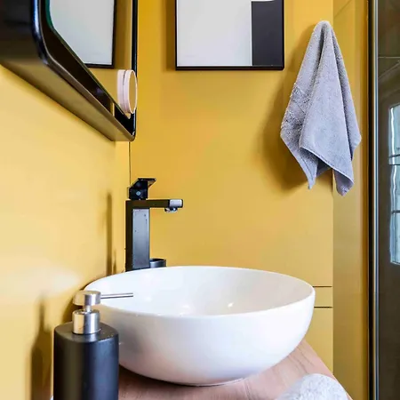 2 Chambres, Balcons, Vue Imprenable, Climatisation - Palace Bleu