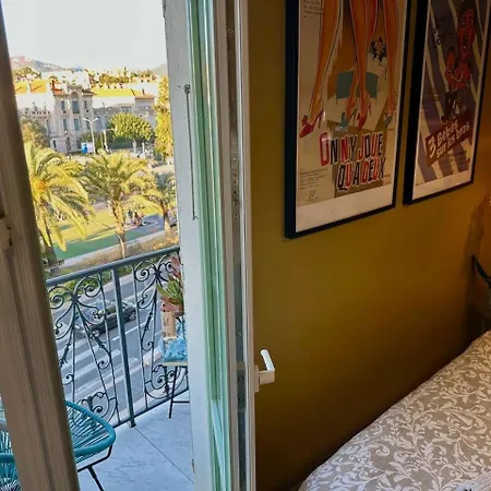 2 Chambres, Balcons, Vue Imprenable, Climatisation - Palace Bleu *