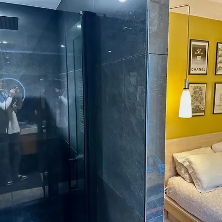 2 Chambres, Balcons, Vue Imprenable, Climatisation - Palace Bleu アパート *
