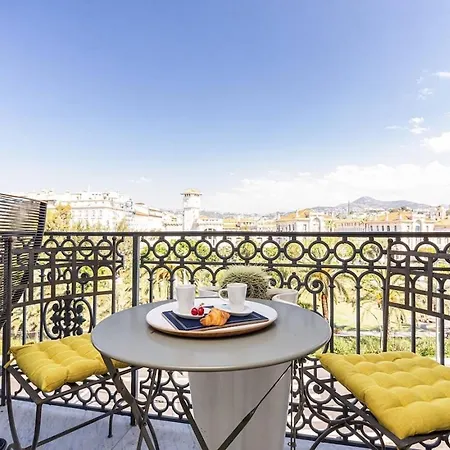 2 Chambres, Balcons, Vue Imprenable, Climatisation - Palace Bleu